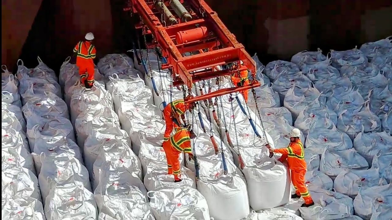Sugar loading ship